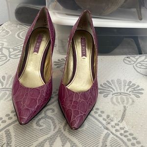Nine West. Purple. Closed toe shoe